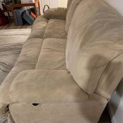 Reclining Oversized Reqlly Comfortable Chair 