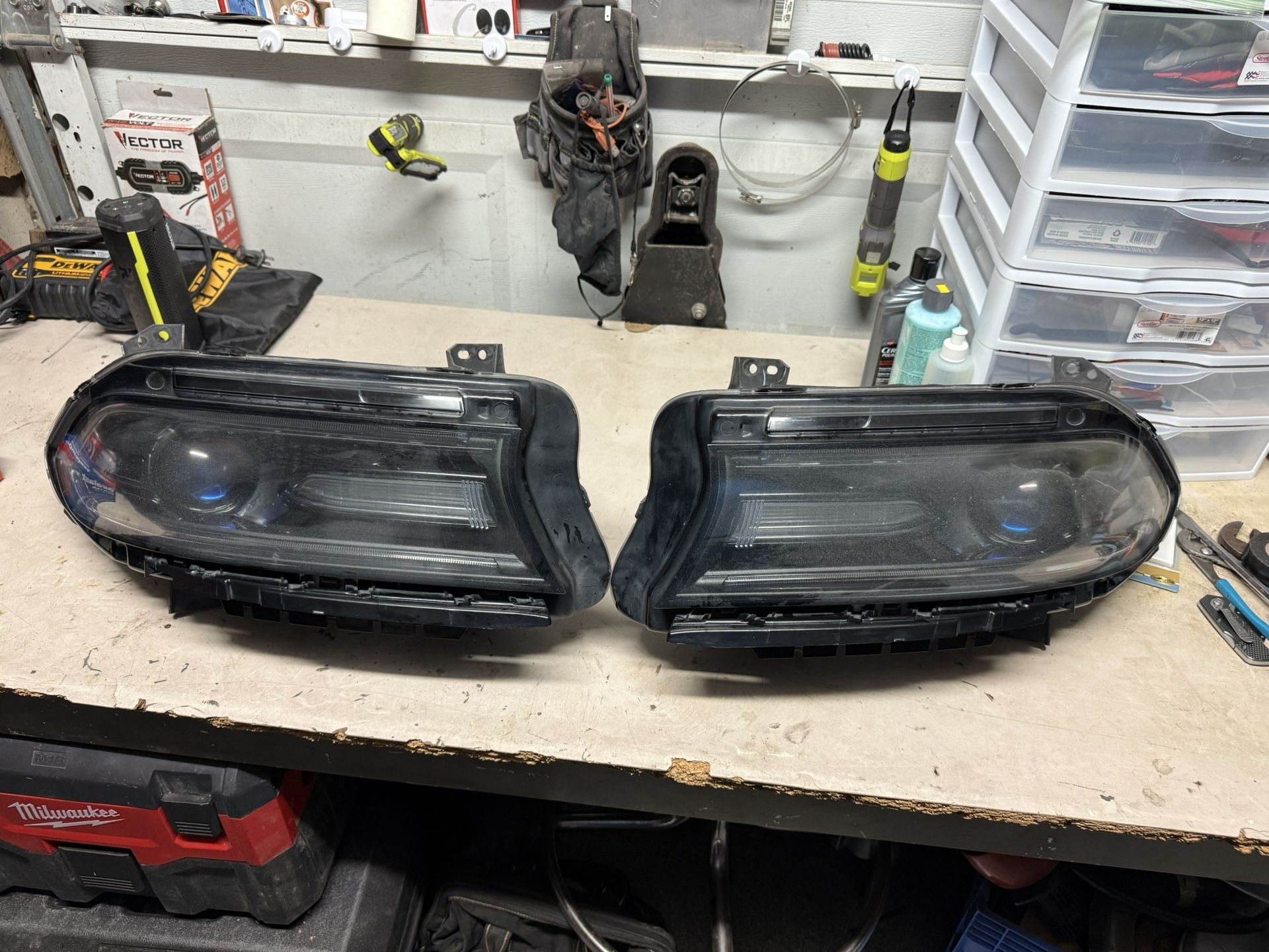 Dodge Charger Headlight Set