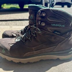 Vasque Mesa Trek UltraDry Hiking Boots - Women's 7.5
