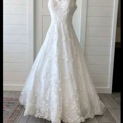 Wedding Dress Very beautiful 