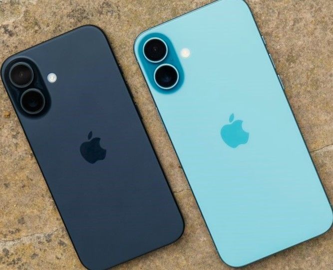 iPhone 16 from Apple - Unlocked Smartphone