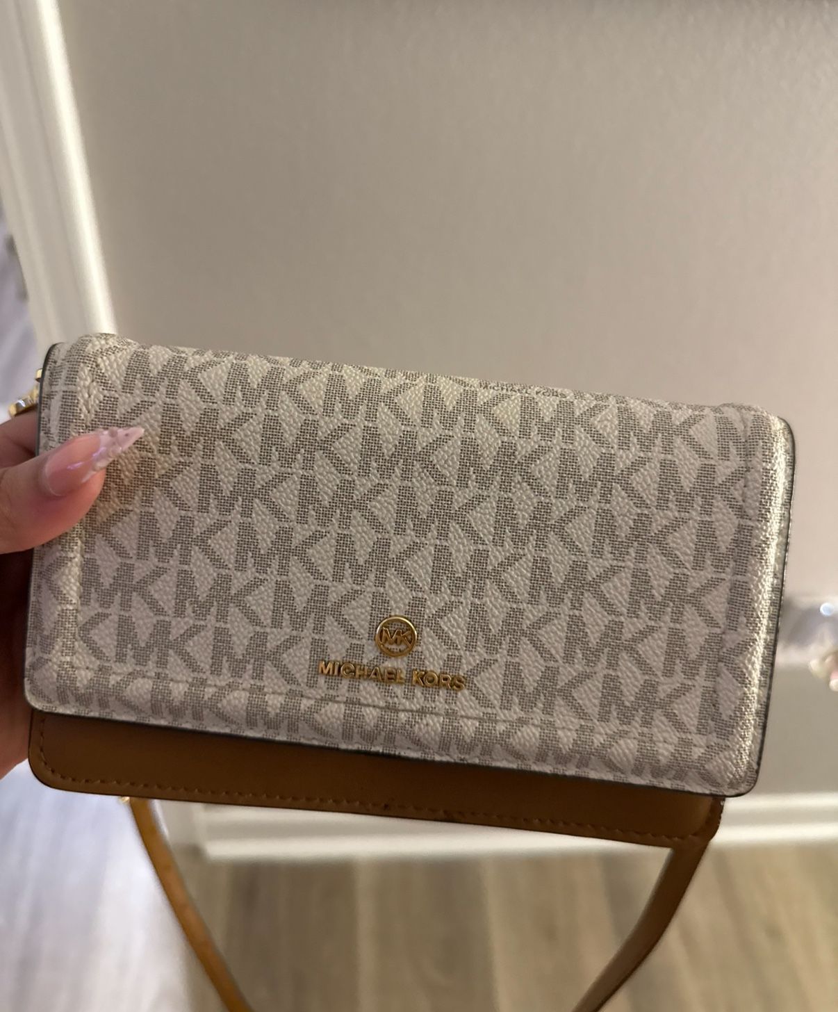 Michael Kors purse