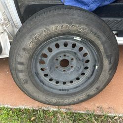 Truck/ van Graber tire 265/70/18