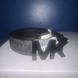 Micheal Kors Belt