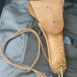 WW II M1911 PISTOL HOLSTER