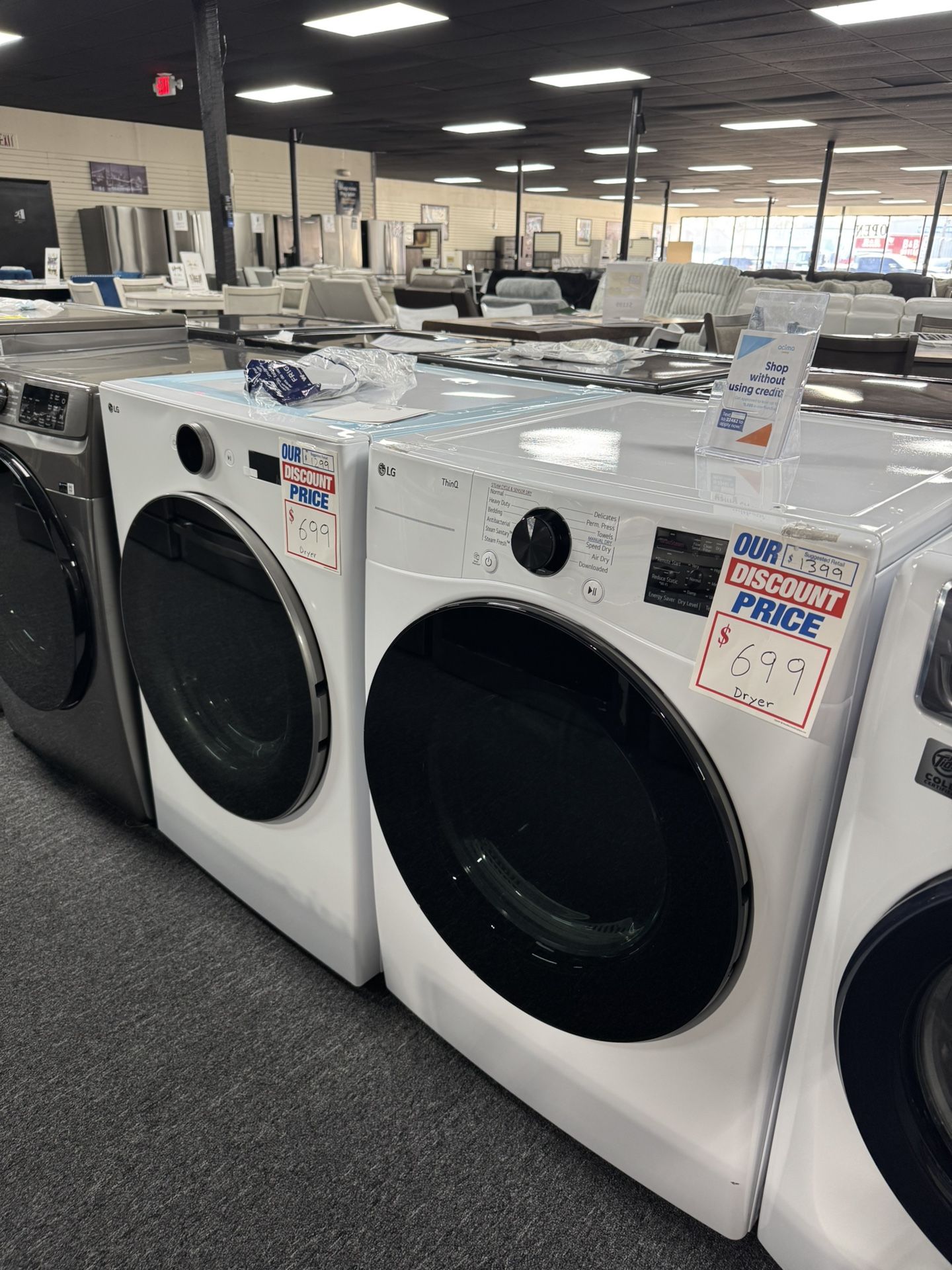 LG Dryer. 🚚WE DELIVER🚚