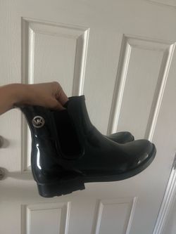 Rain boots mk 7.5