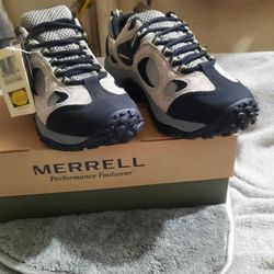 Womens Hiking Shoe