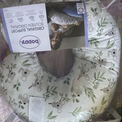boppy nursing pillow 