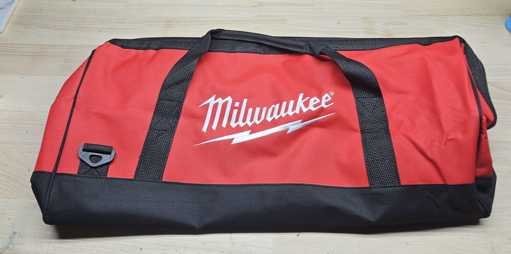 Milwaukee 24" TOOL BAG
