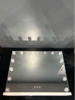 Wired, LED light mirror