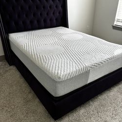 Casper Queen Mattress + Foundation + Slats – $275