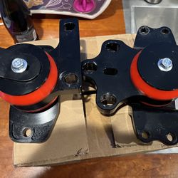 VW MK5/MK6 Engine And Transmission Mounts Polyurethane 