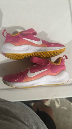 Gently Used Kids Pink Nike