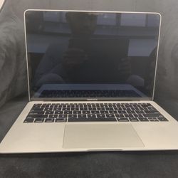 Apple MacBook Air