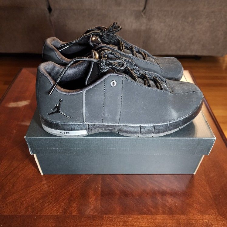 Jordan Team Elite Low Black