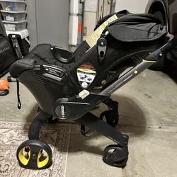 Dooma Car seat With Base 
