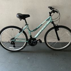 BICYCLE HUFFY 18 SPEED SIZE 26 BRAND NEW 