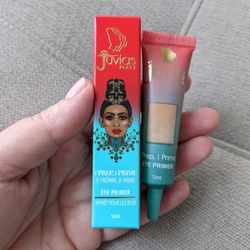 Juvias Eye Primer shade (color 2)