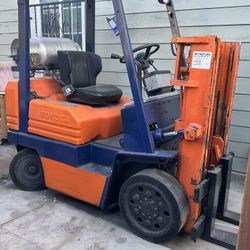 Toyota Forklift 