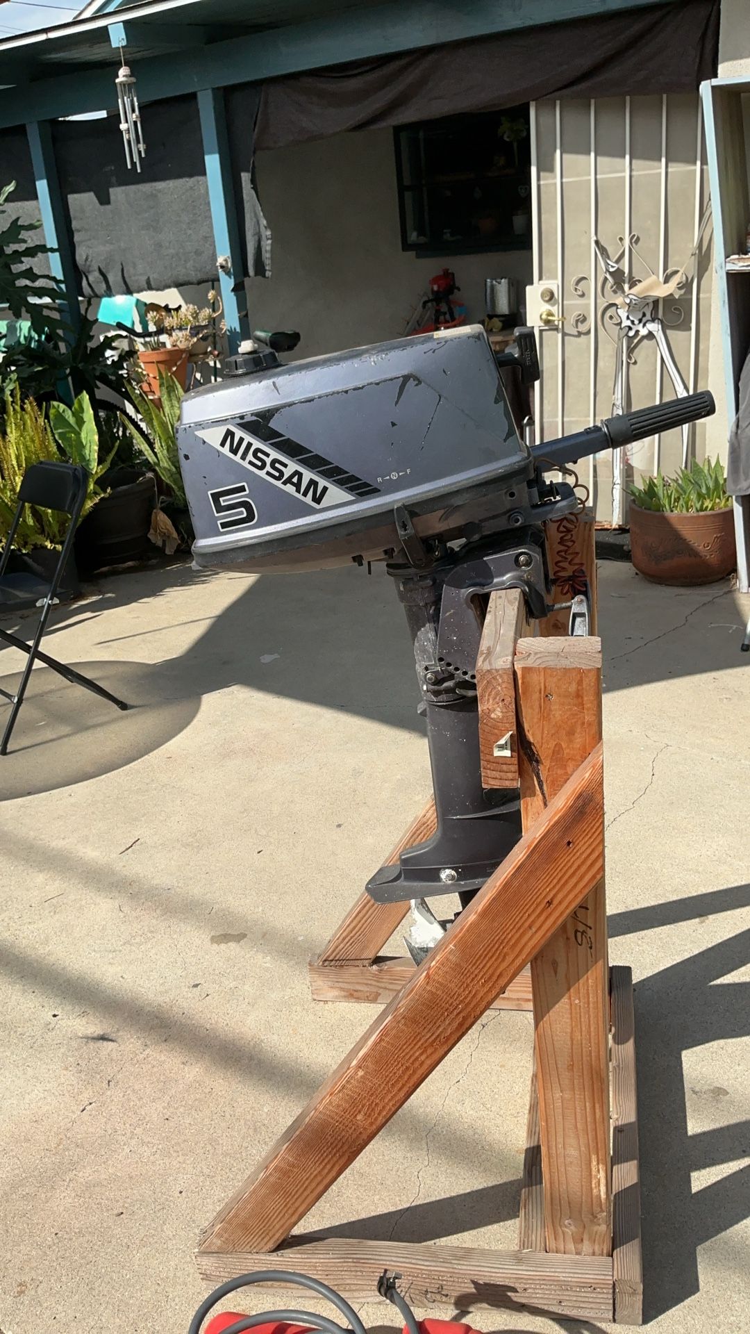 Nissan 5 Hp 2 Stroke Outboard Motor