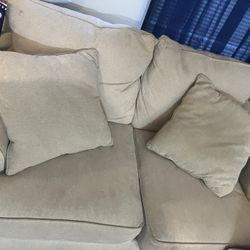 Free Sofa Set.