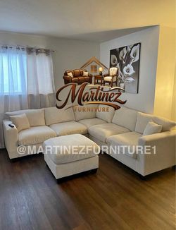 BRAND NEW CREAM / BEIGE CORDUROY SECTIONAL SOFA COUCH WITH OTTOMAN