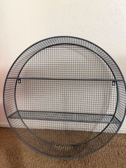 Circle wall shelf
