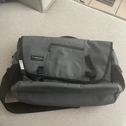 CLASSIC MESSENGER BAG (TIMBUK2) Used 2 Times