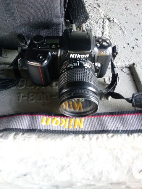 Nikon Camera N6006 -Great Deal!!!!!!!