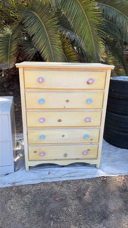 Wood 5 drawer princess dresser