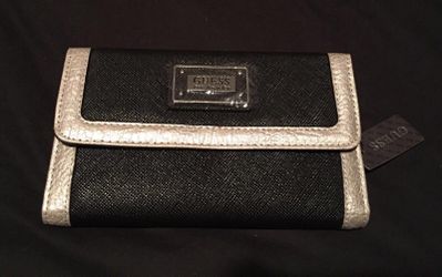 Guess wallet