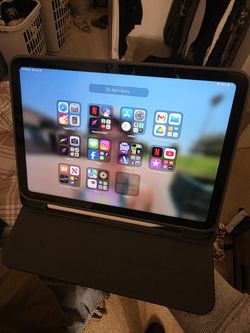 10th Gen IPad With Apple Pencil