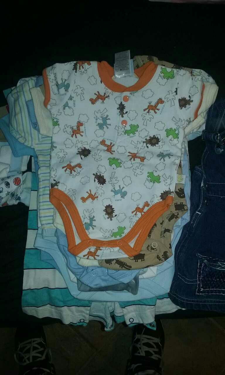 Boys infant clothing sizes 0-3 & 3-6 mos