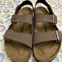 BRAND NEW BIRKENSTOCK