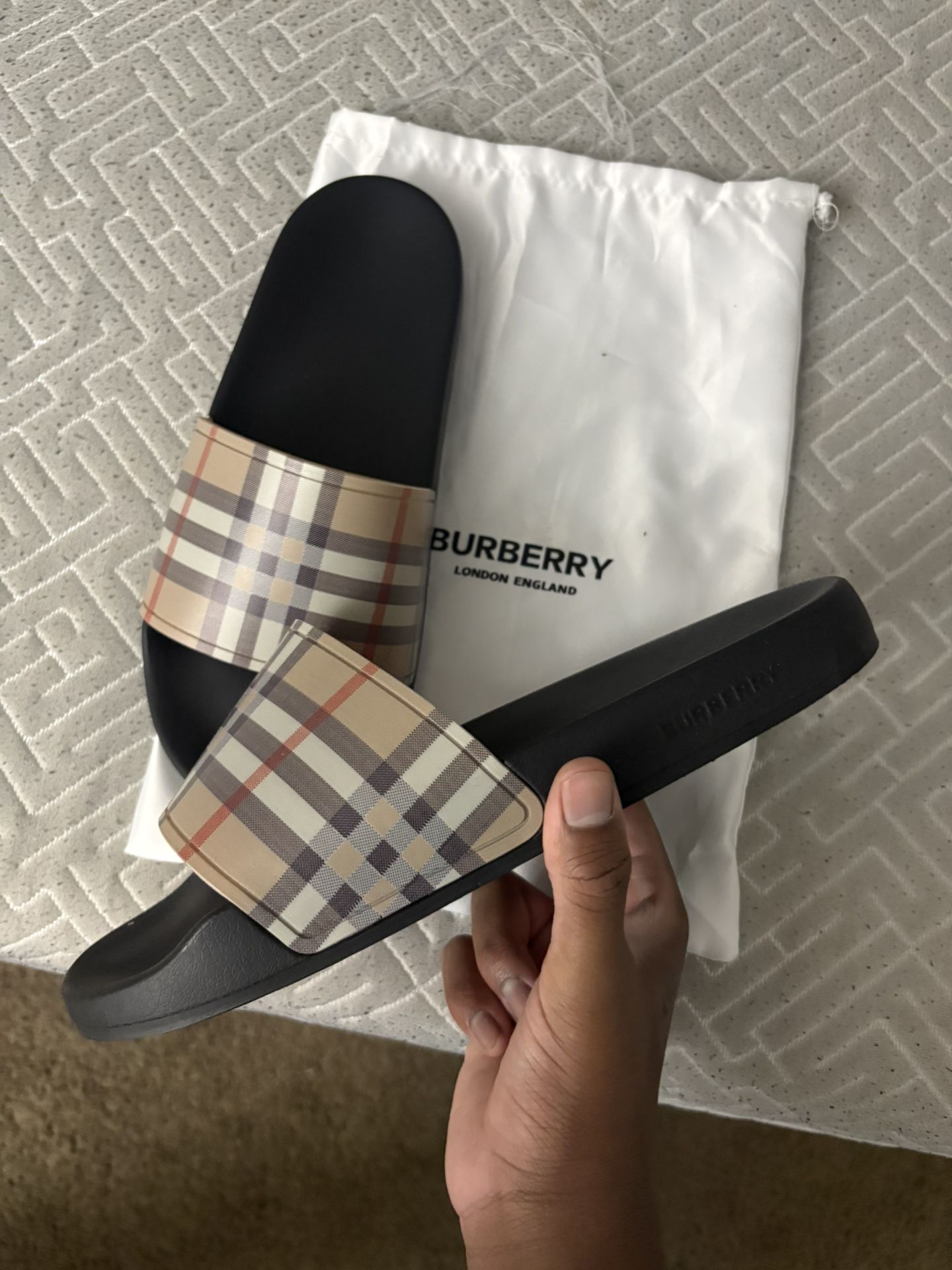 Burberry slides
