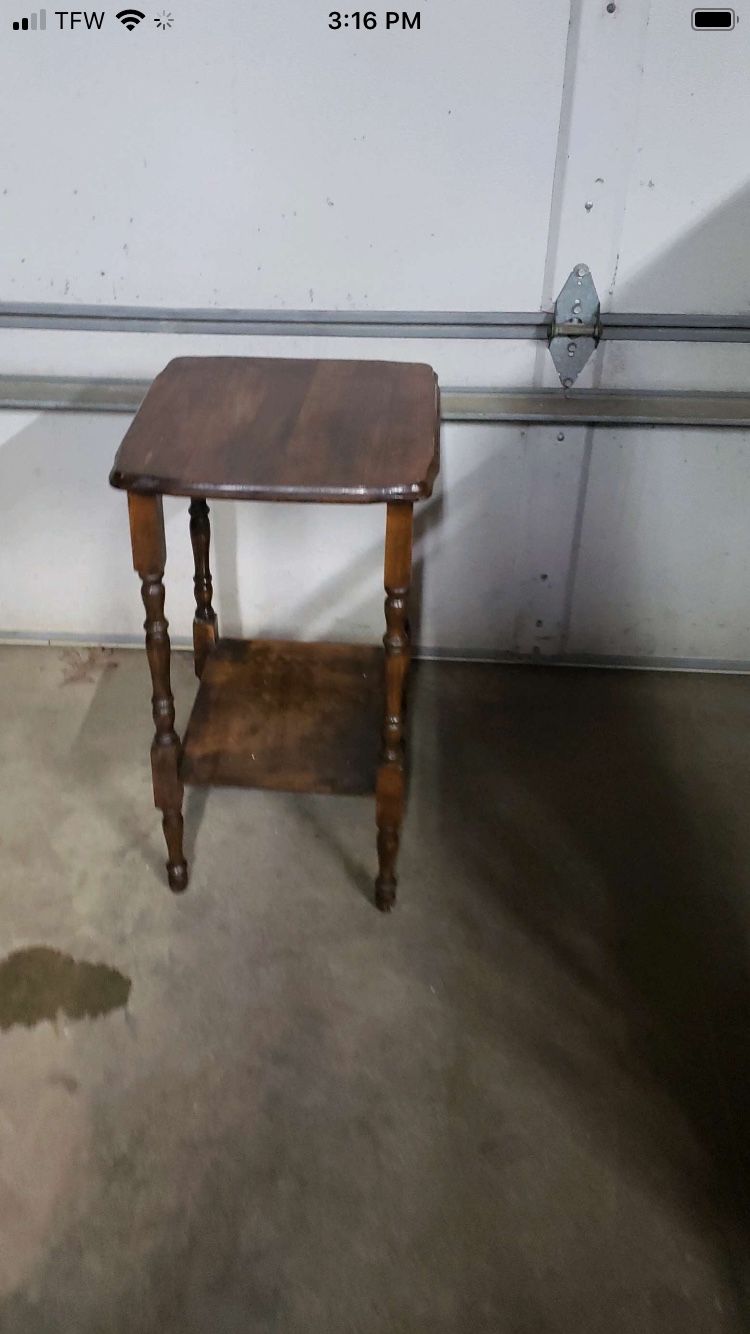 Older small end table