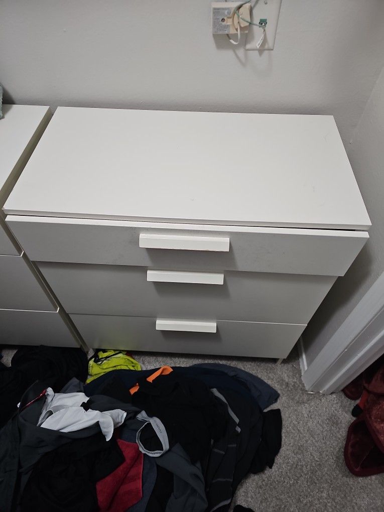 2 Whitw Dressers 