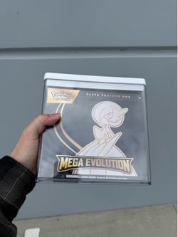Pokemon Mega Evolution Elite Trainer Box ETB