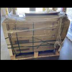 Blue 8 in. x 48 in. Polished Porcelain Wood Look Floor and Wall Tile (10.68 sq. ft. /Case) MSI Dellano Exotic blue. I have 40 boxes available.  Each b