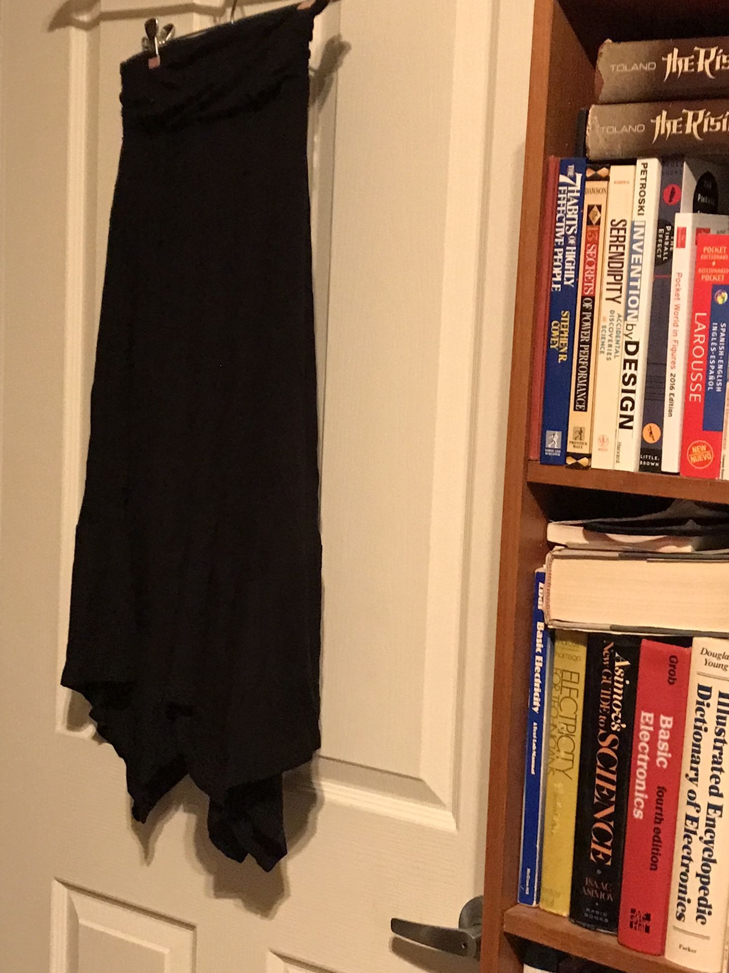 New DJT Small Black Skirt Handkerchief Hem