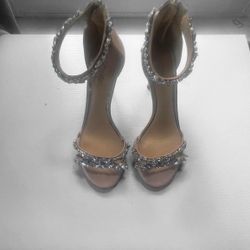 Jewel Badgley Mischka Silver Gemed Heels