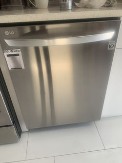 LG Stainless Steel Dishwasher (Negotiabl