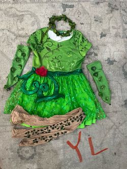 Halloween costumes!!