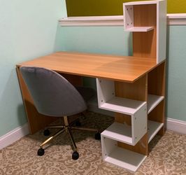 Brand new office desk and chair