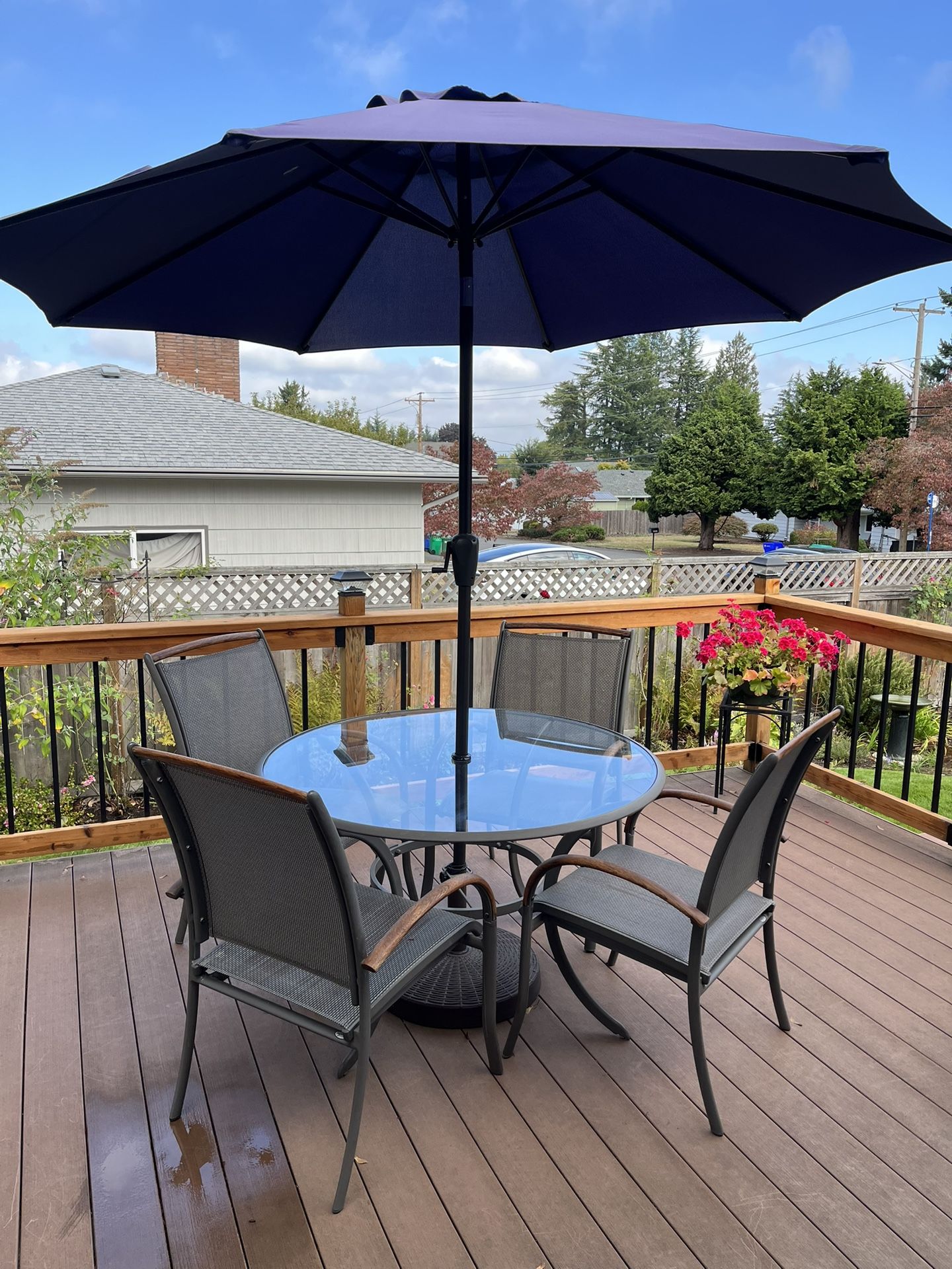 Patio Furniture & Umbrella