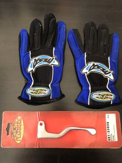 Gloves & Honda GP lever lift