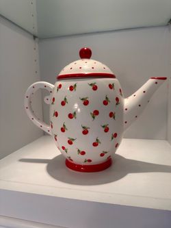 TEAPOT Hallmark Signature Red Polka Dot Teapot