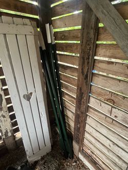 four heavy duty T posts, 5 feet, brand new