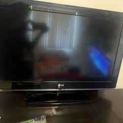 32’ TV 